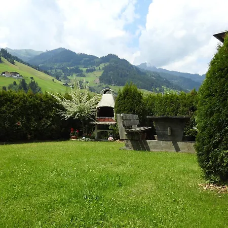 Blockhaus Ganschitter 게스트하우스 3*