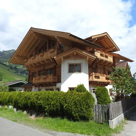 Apartment Blockhaus Ganschitter