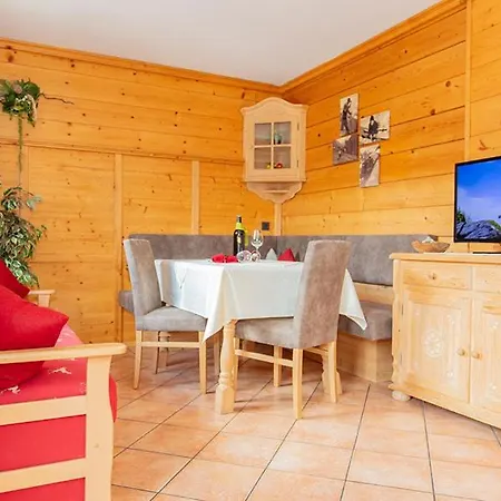 Apartment Blockhaus Ganschitter